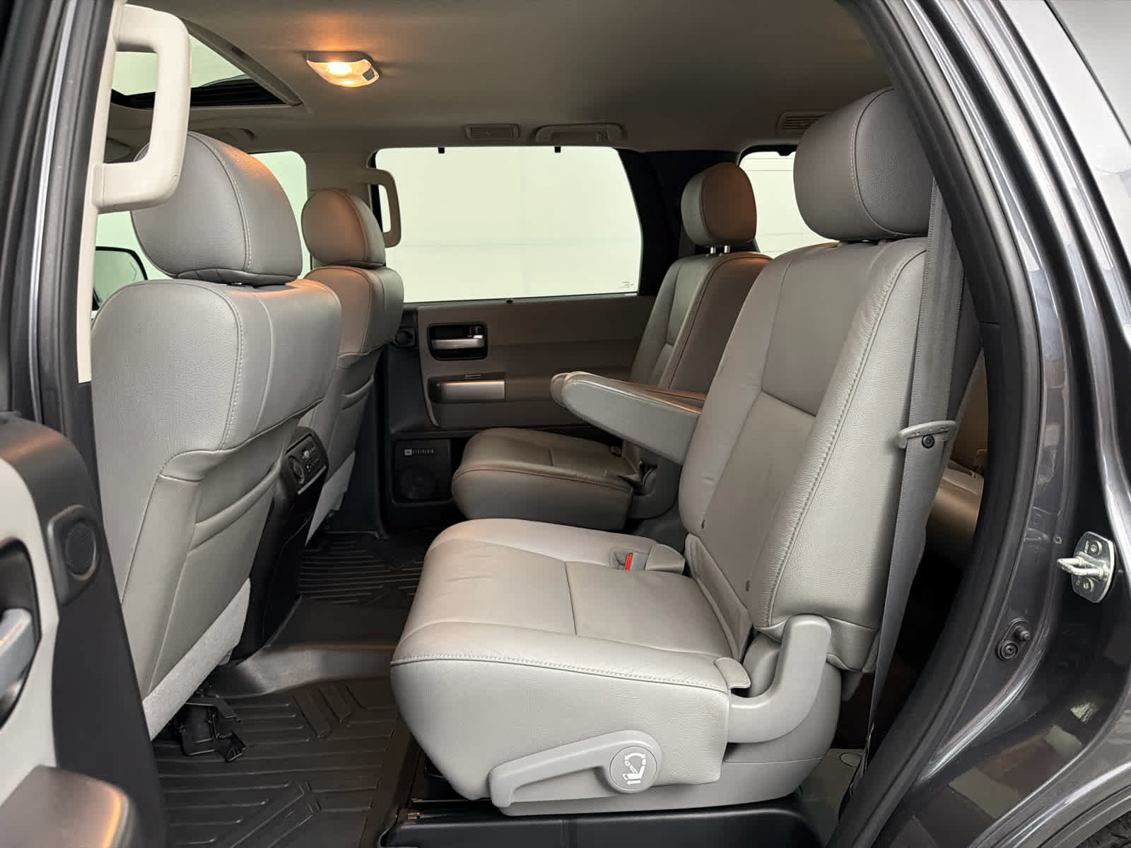 Used 2021 Toyota Sequoia Limited w/ Safety & Convenience Package RWD image 16