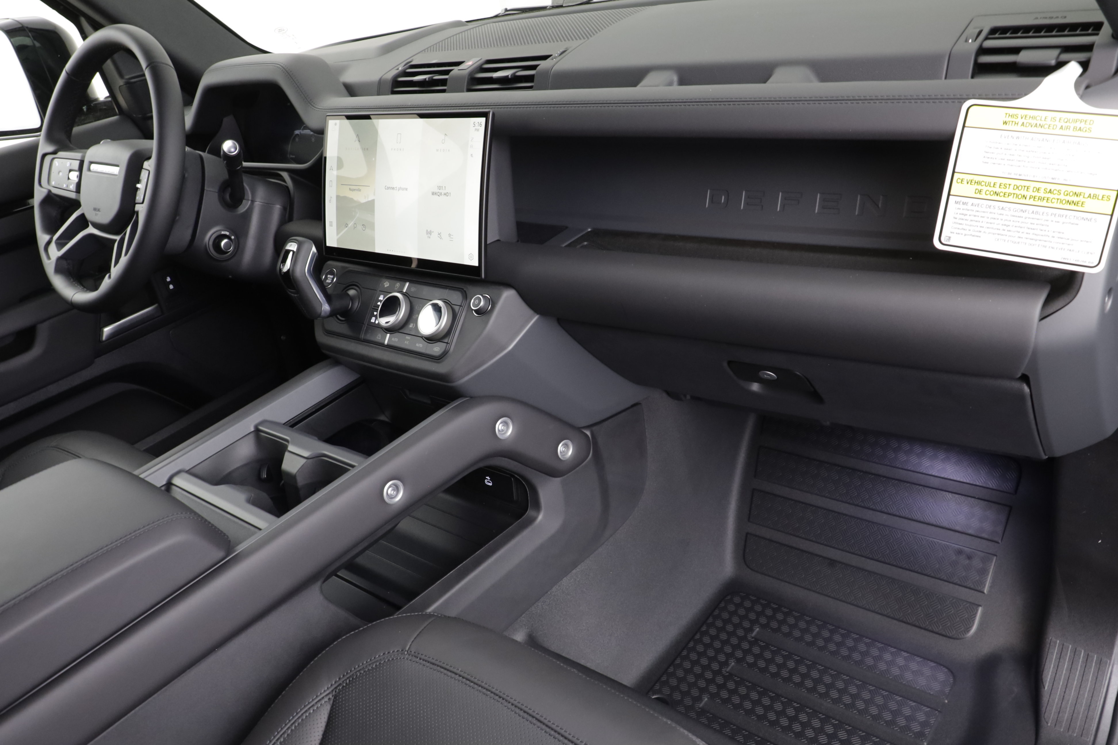 New 2026 Land Rover Defender 110 X-Dynamic SE AWD/4WD image 22