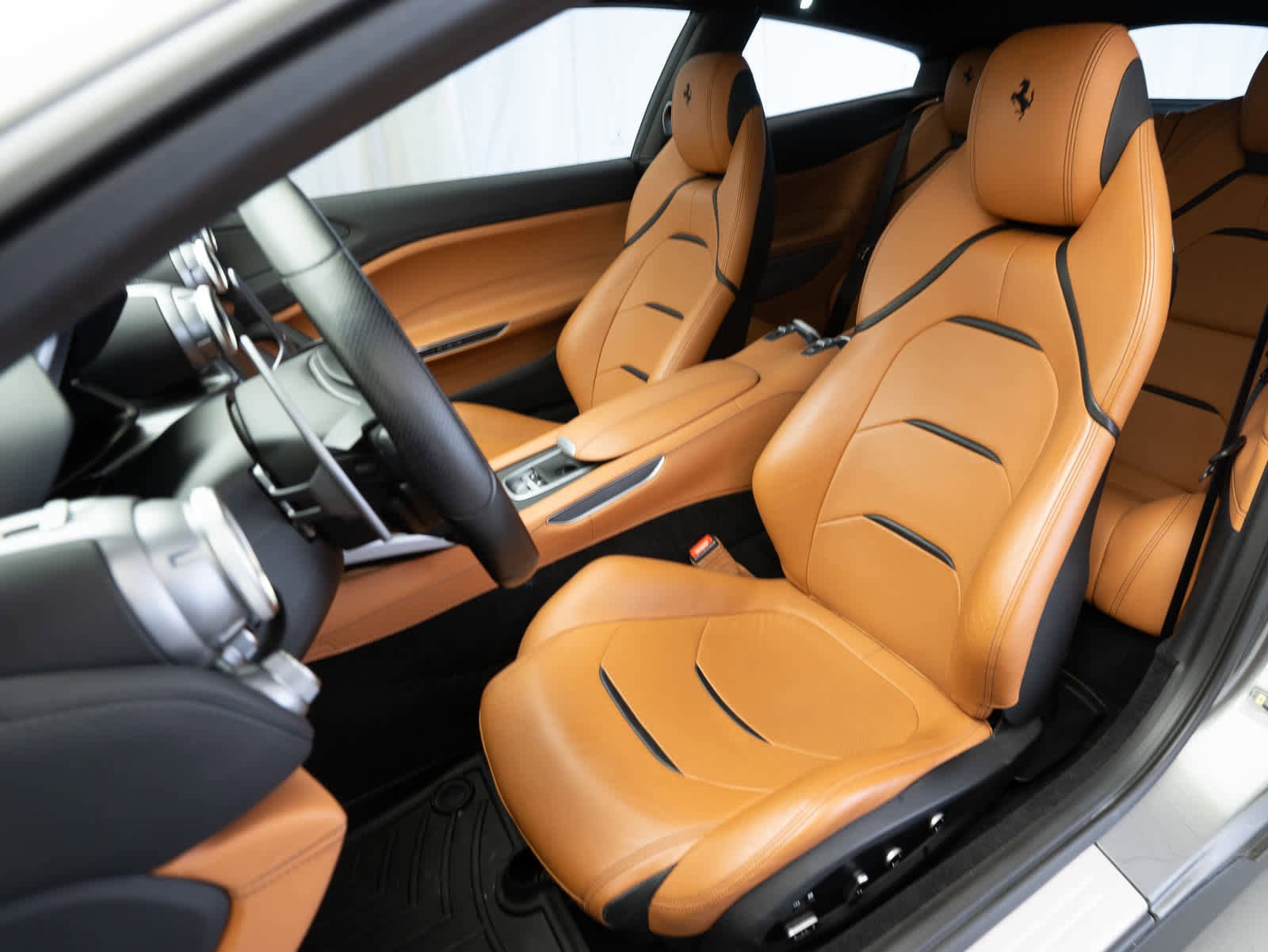 Certified 2018 Ferrari GTC4Lusso image 14