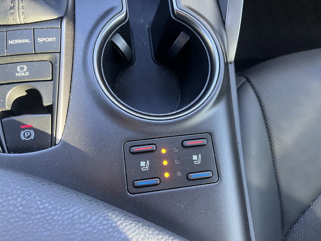 Used 2024 Toyota Camry XSE w/ Navigation Package image 35