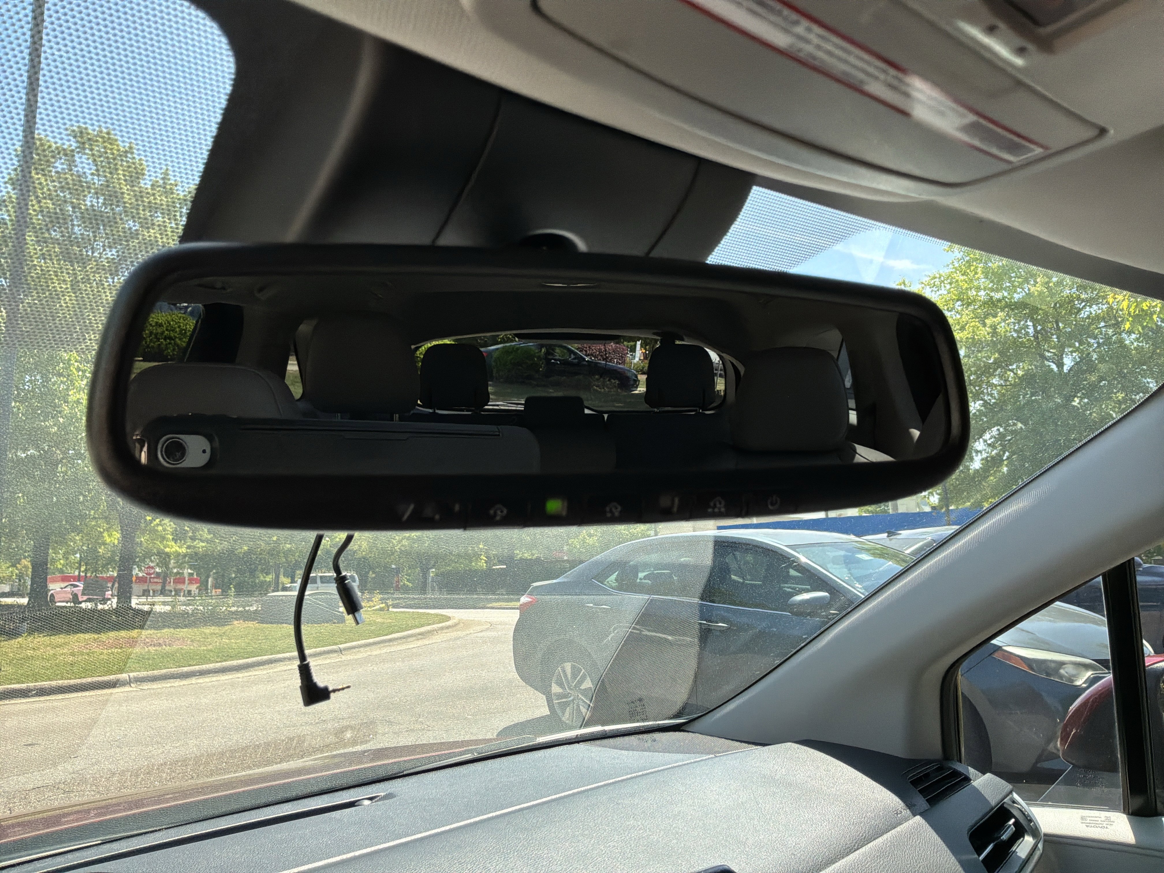 Used 2021 Toyota Sienna XLE image 27