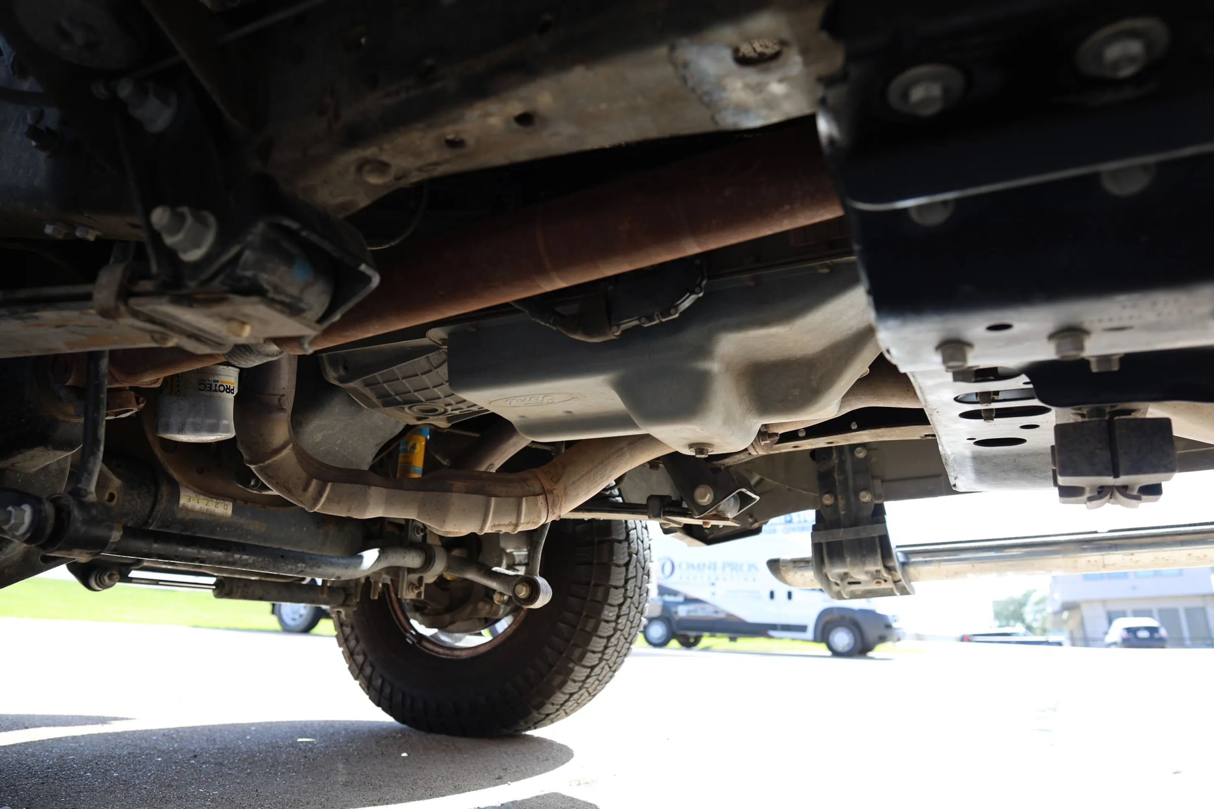 Used 2004 Ford Excursion Limited AWD/4WD image 25