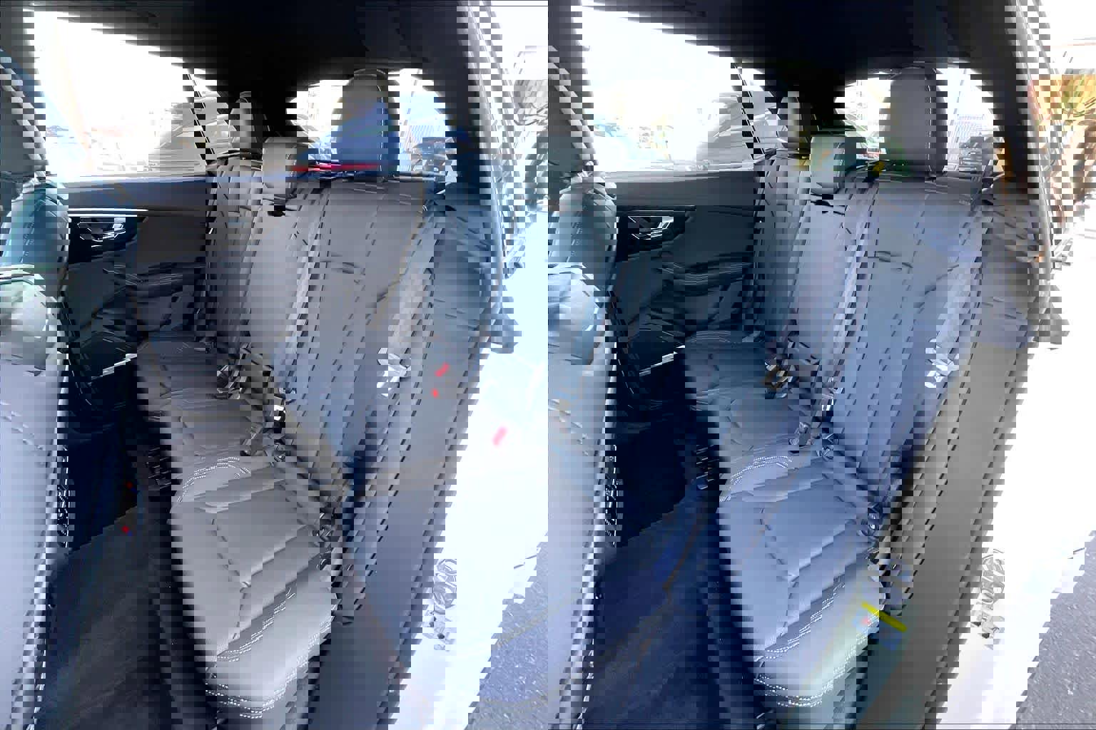 Used 2025 Audi Q8 Premium Plus image 20