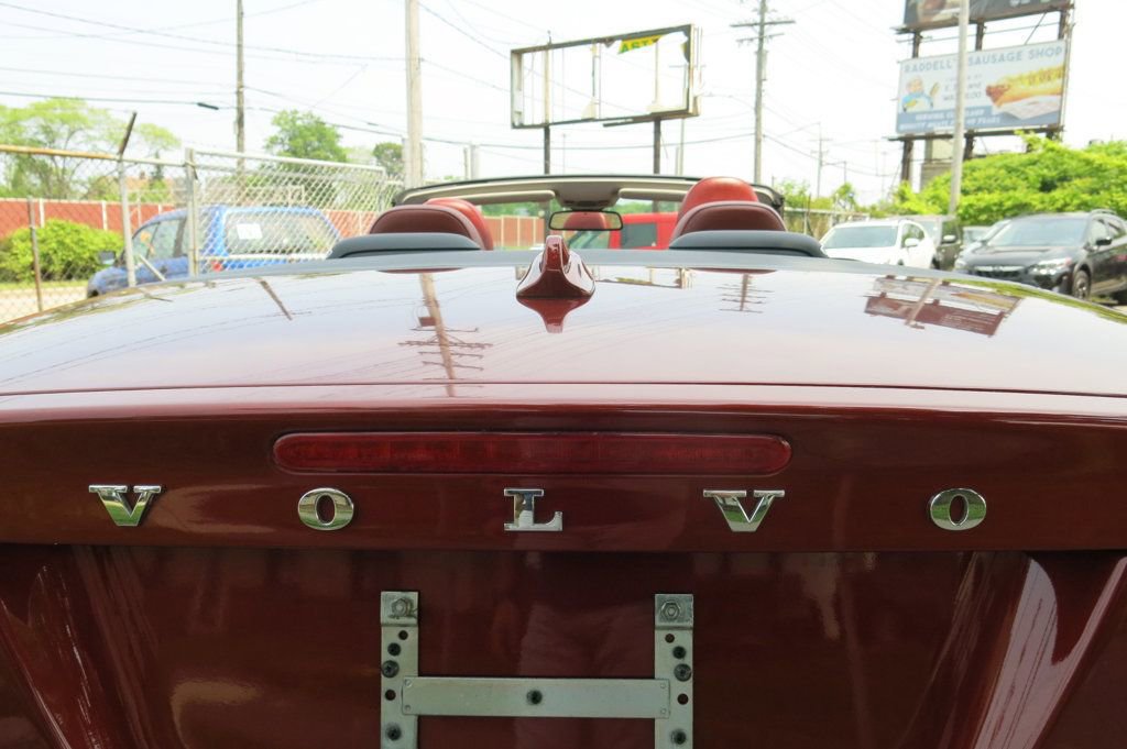 Used 2011 Volvo C70 T5 image 9