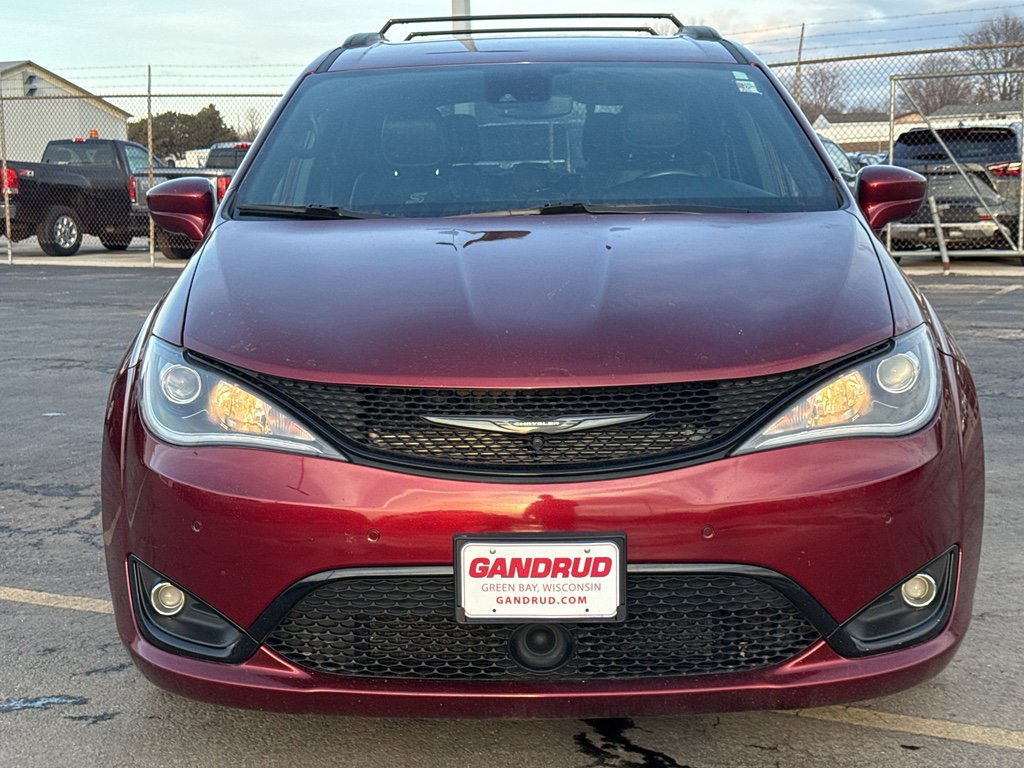 Used 2020 Chrysler Pacifica Touring-L Plus w/ Advanced Safetytec Group image 3