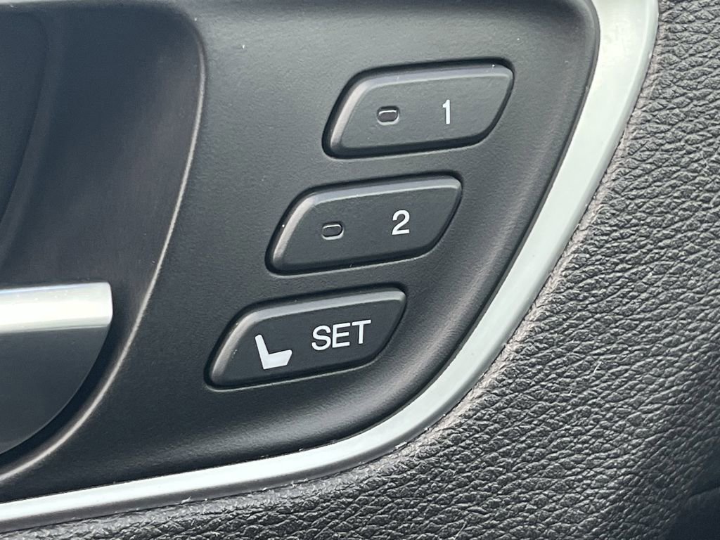 Used 2018 Acura TLX w/ Technology Package FWD image 33