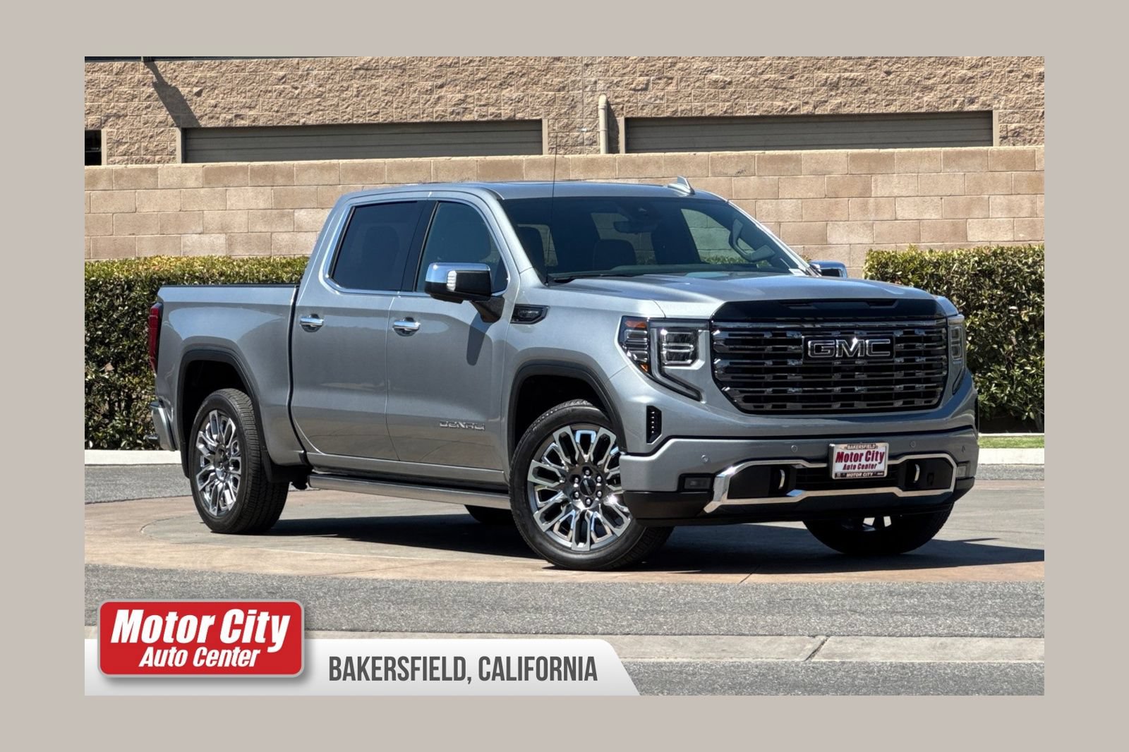 Certified 2026 GMC Sierra 1500 Denali Ultimate AWD/4WD image 1