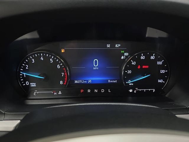Used 2023 Ford Explorer XLT w/ Equipment Group 202A AWD/4WD image 19