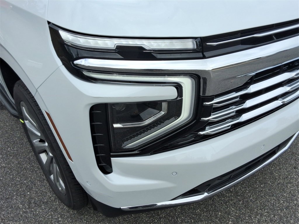 New 2026 Chevrolet Suburban Premier image 11
