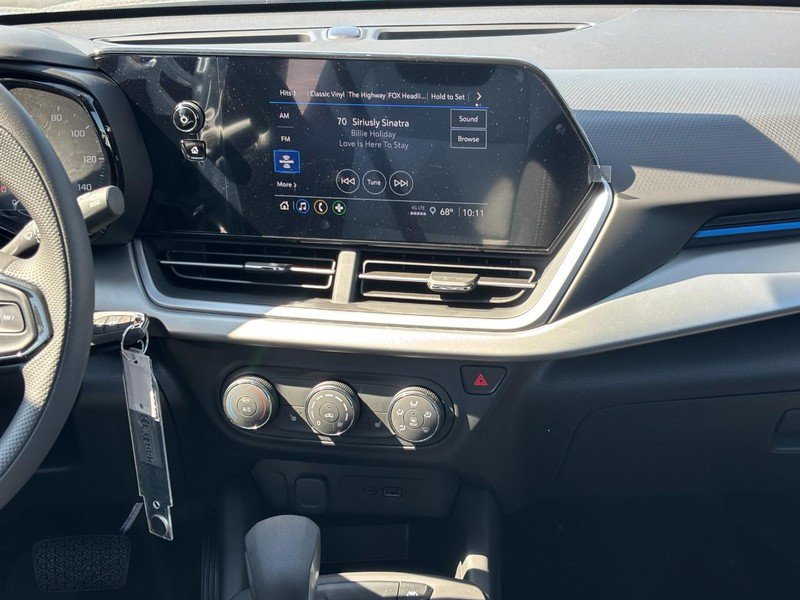 New 2026 Chevrolet Trax LS w/ LS Convenience Package FWD image 8
