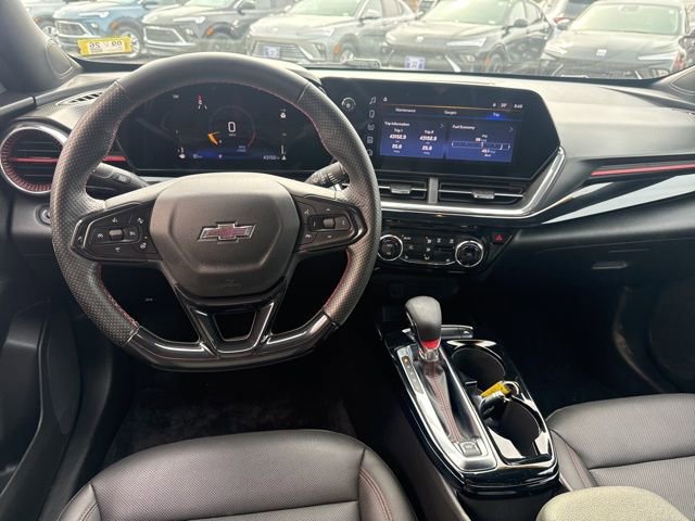 Used 2024 Chevrolet Trax RS w/ Driver Confidence Package FWD image 17