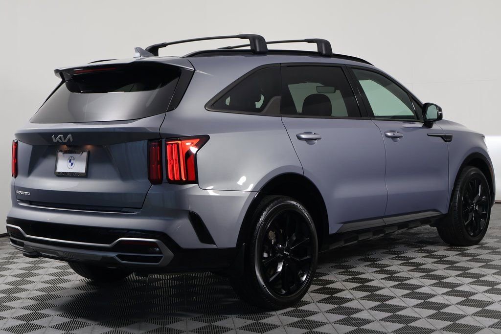 Used 2023 Kia Sorento SX FWD image 4