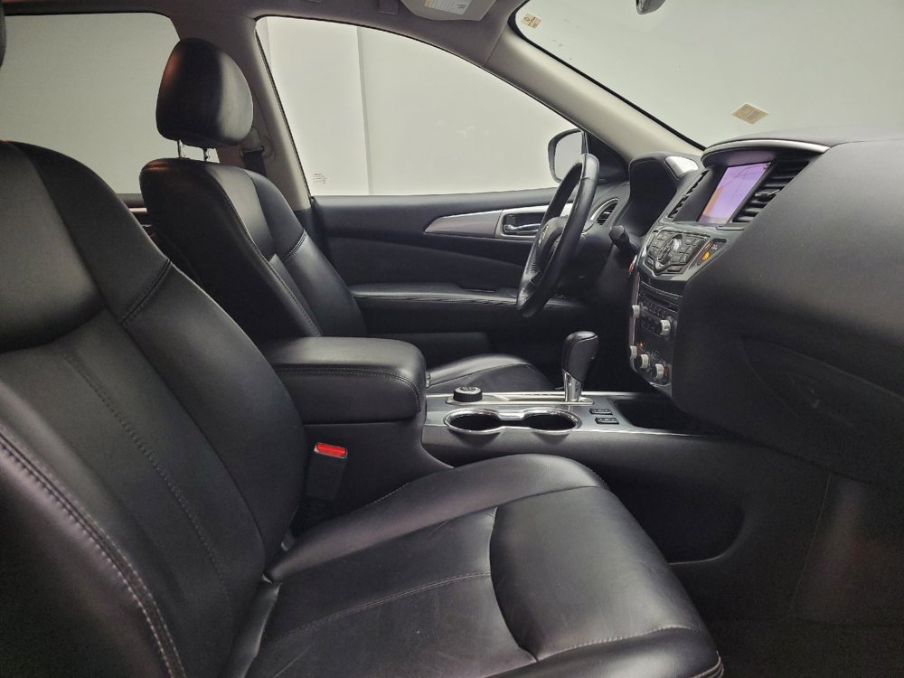 Used 2019 Nissan Pathfinder SL image 21