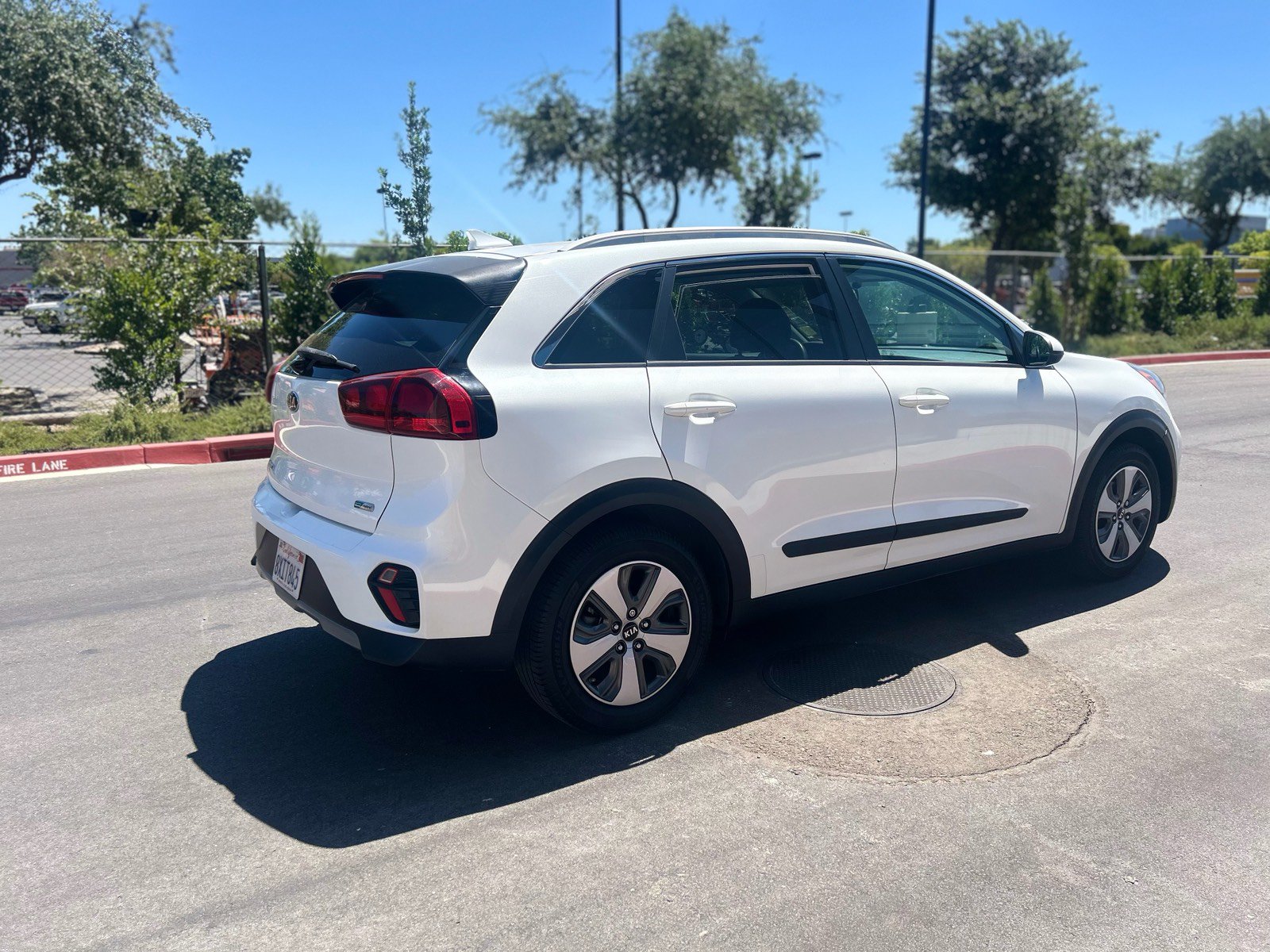 Used 2021 Kia Niro LX FWD image 4