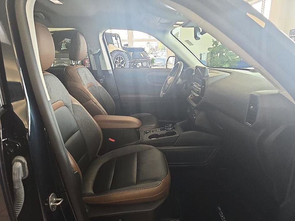 Used 2023 Ford Bronco Sport Outer Banks AWD/4WD image 38