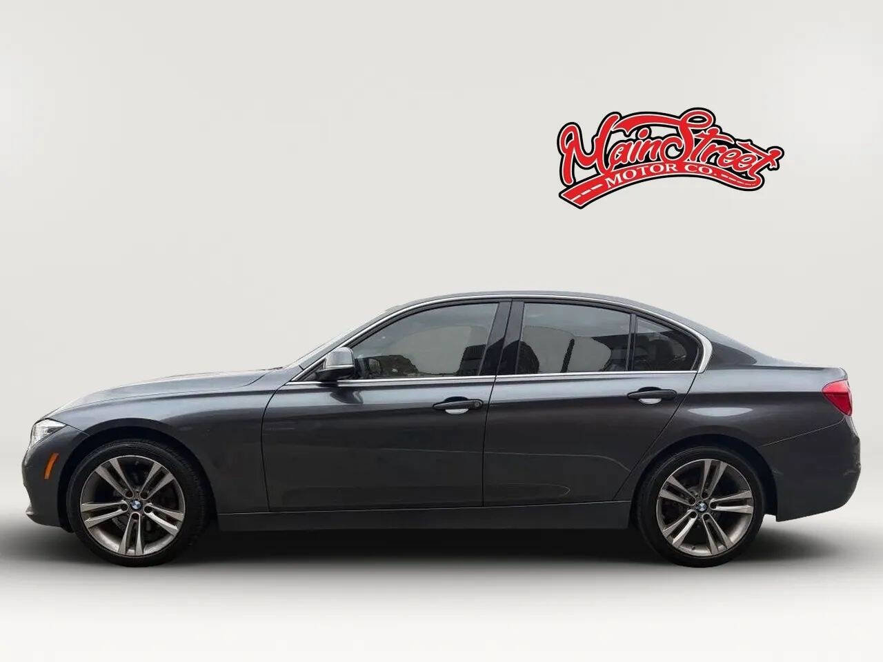 Used 2018 BMW 330i xDrive Sedan image 4