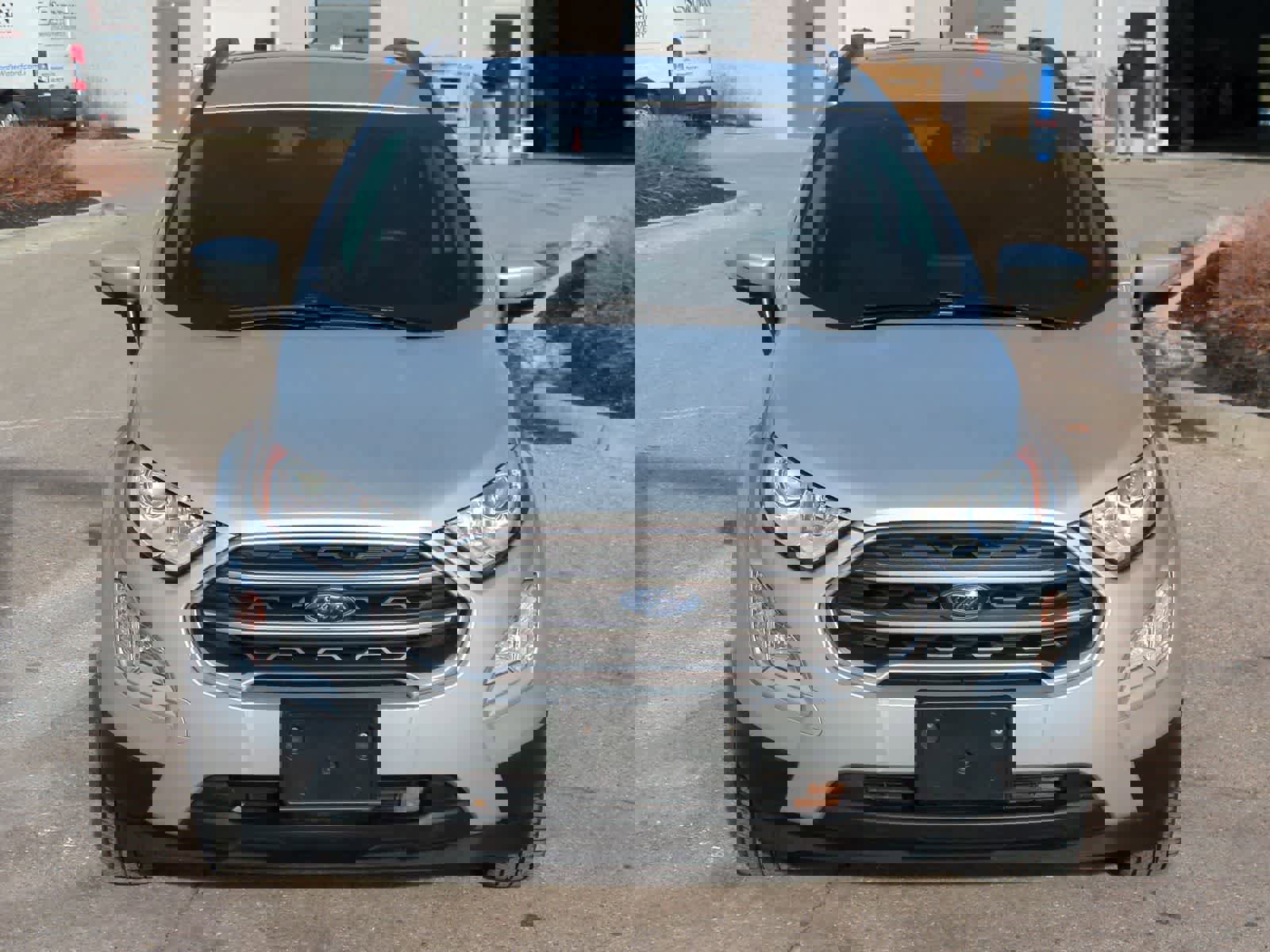 Used 2020 Ford EcoSport SE w/ SE Convenience Package image 3