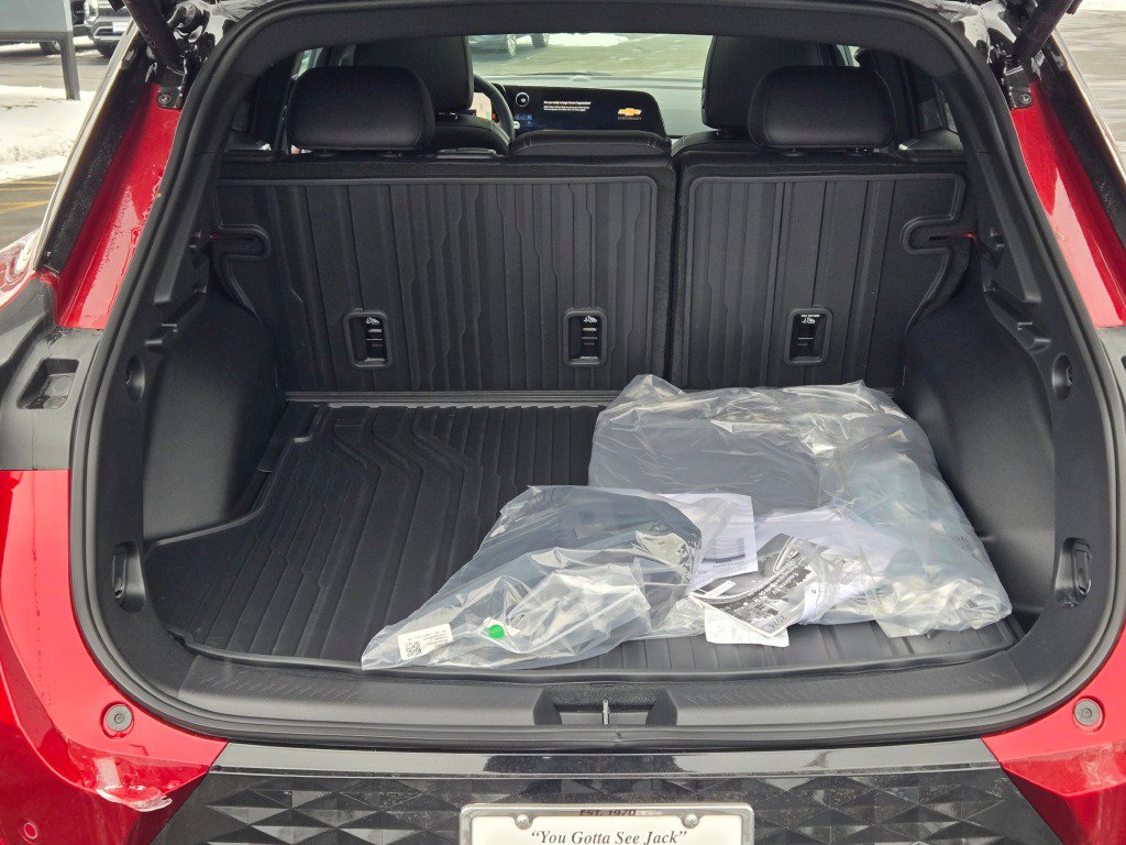 New 2026 Chevrolet Equinox EV RS image 12