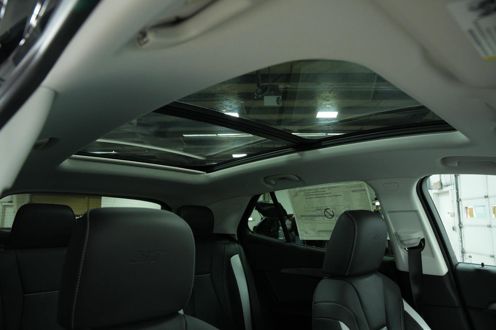 New 2025 Buick Envision Sport Touring image 20