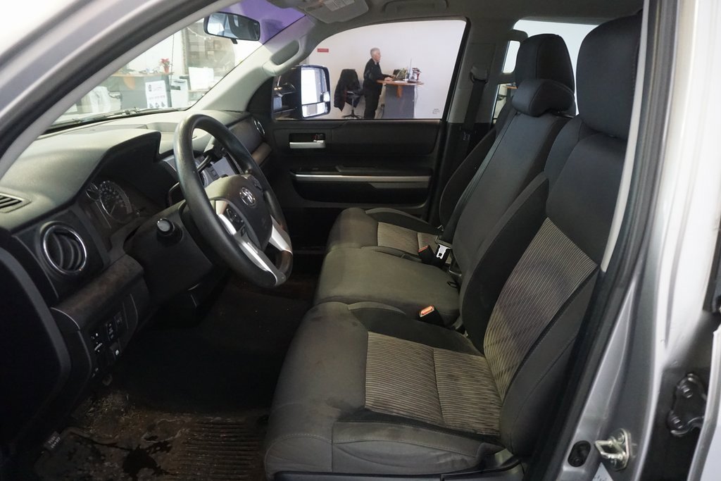 Used 2015 Toyota Tundra SR5 image 16