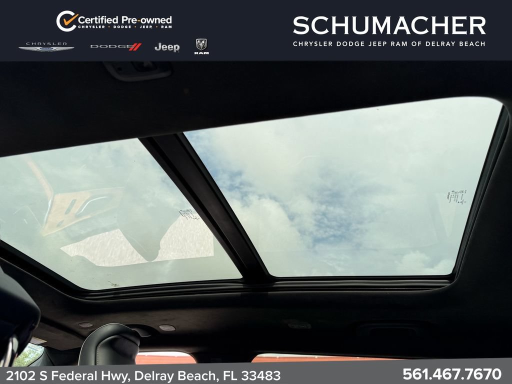 Used 2023 Jeep Grand Cherokee L Summit AWD/4WD image 14