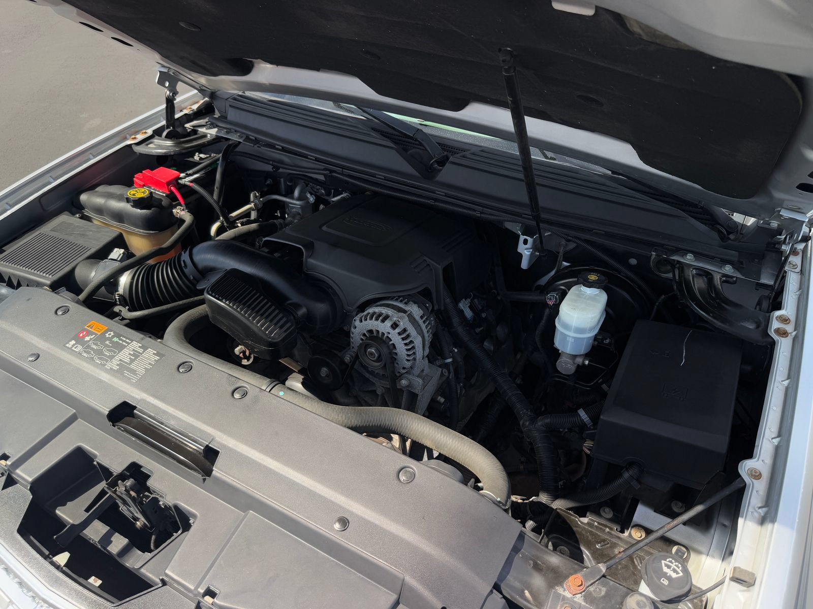 Used 2014 Chevrolet Suburban LT AWD/4WD image 30