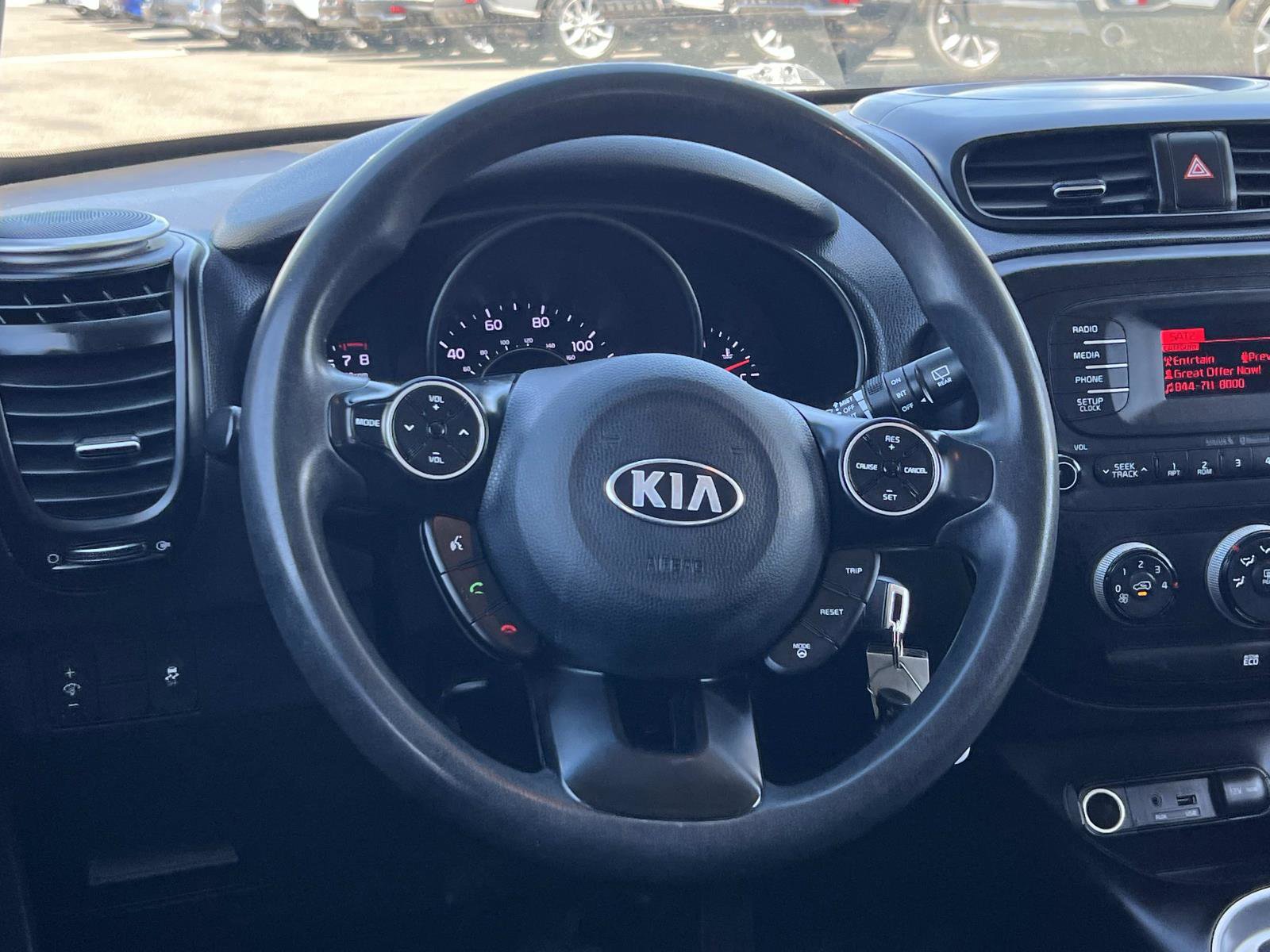 Used 2014 Kia Soul + image 8