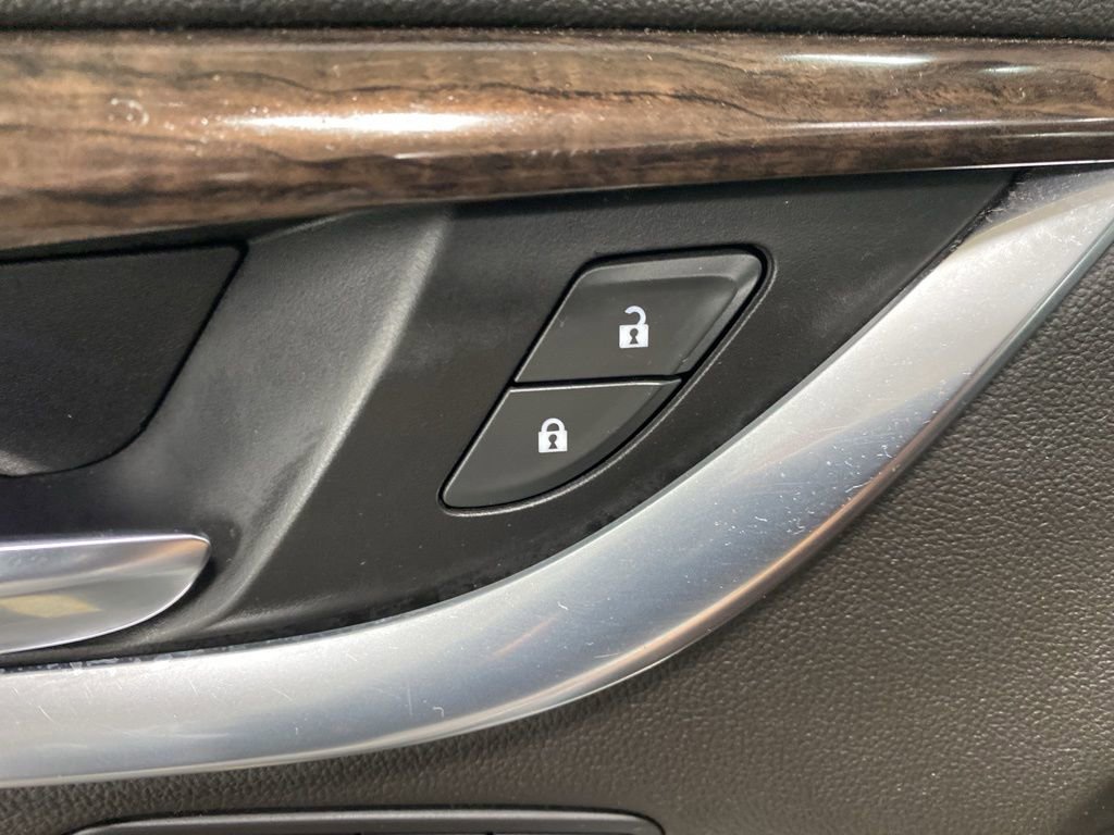 Used 2021 Buick Enclave Avenir w/ Avenir Technology Package image 32