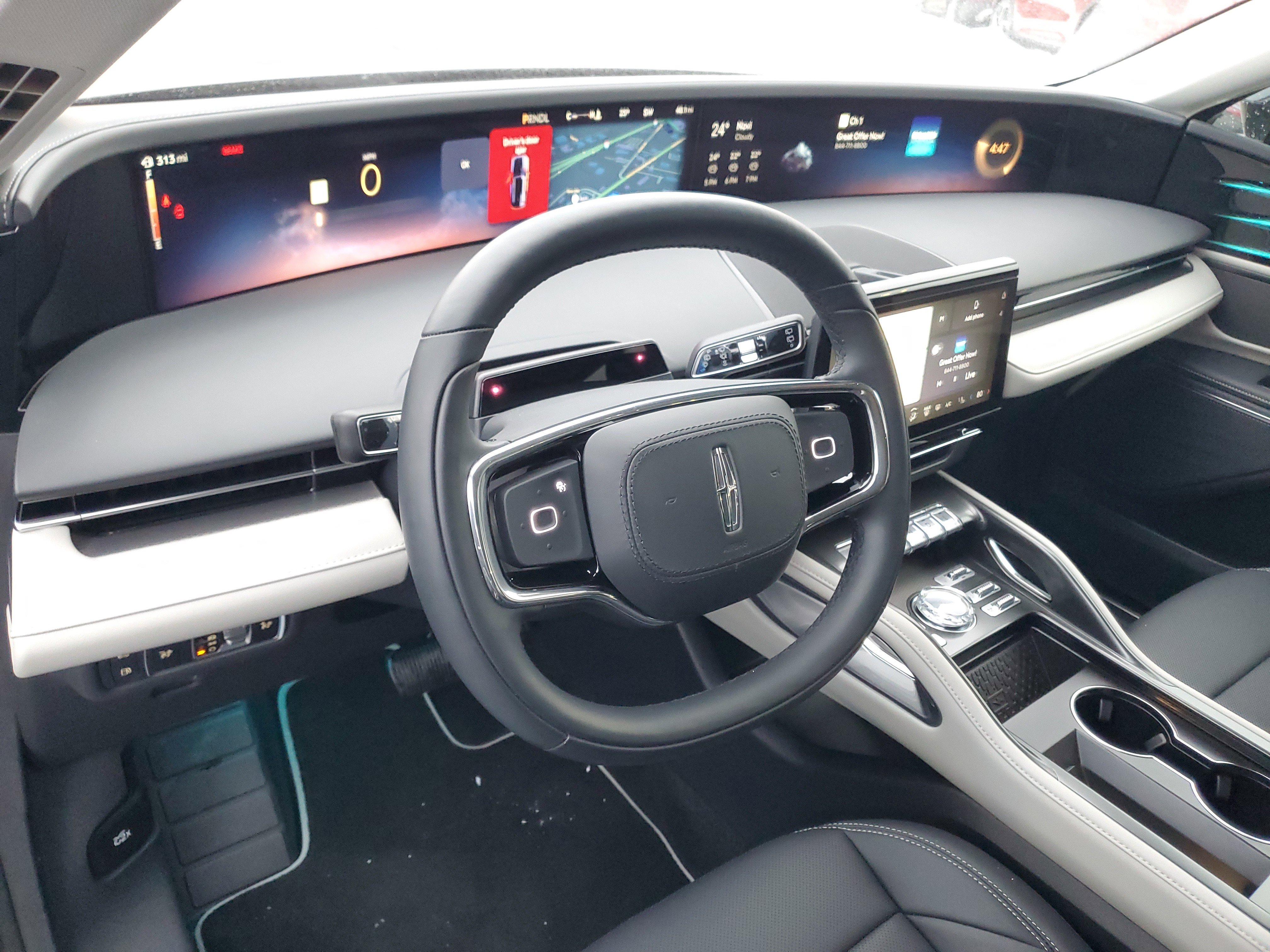 New 2025 Lincoln Nautilus Premier image 12