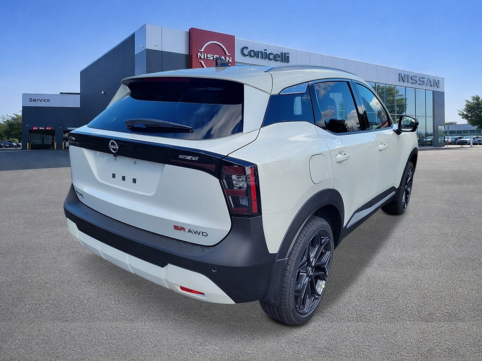 New 2026 Nissan Kicks SR AWD/4WD image 5
