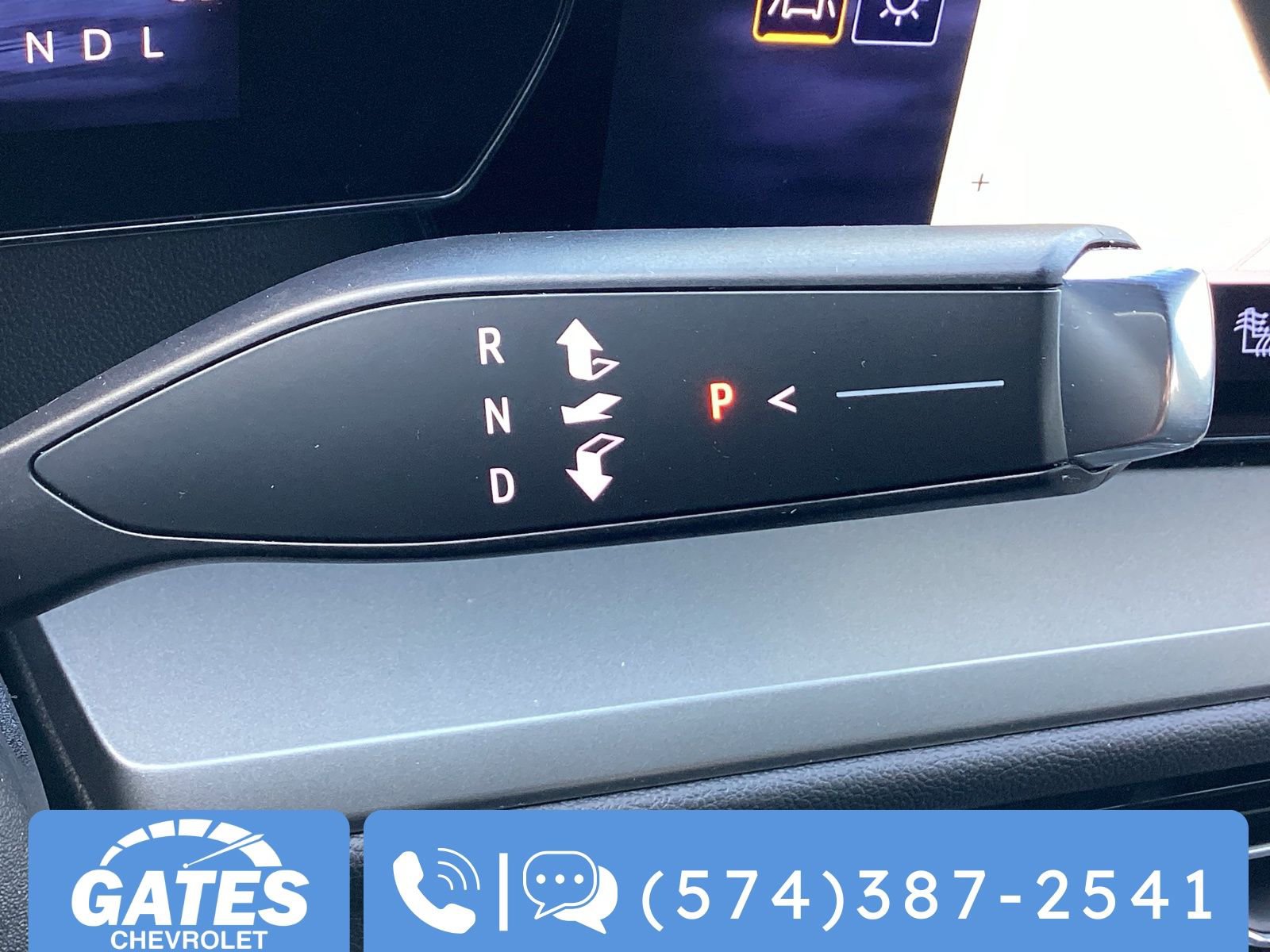 Used 2025 Chevrolet Traverse LT w/ Driver Confidence Package image 33