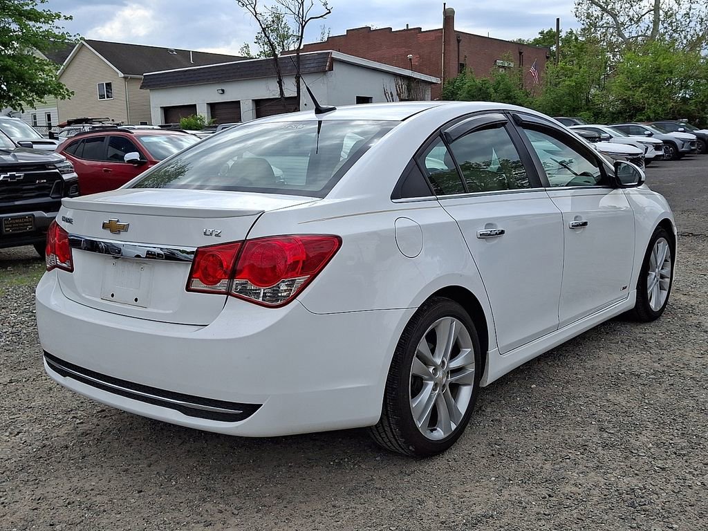 Used 2014 Chevrolet Cruze LTZ w/ RS Package FWD image 8