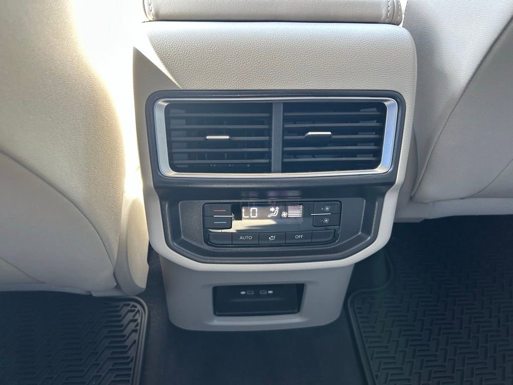 New 2026 Volkswagen Atlas SE image 47