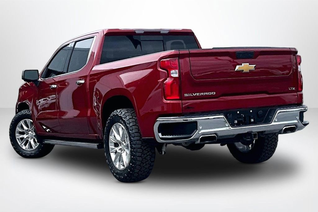 Used 2022 Chevrolet Silverado 1500 LTZ w/ LTZ Premium Package AWD/4WD image 5