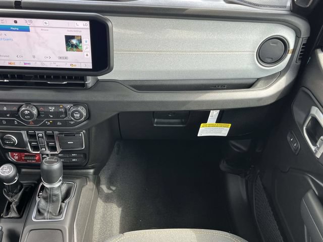 New 2026 Jeep Gladiator Sport AWD/4WD image 15