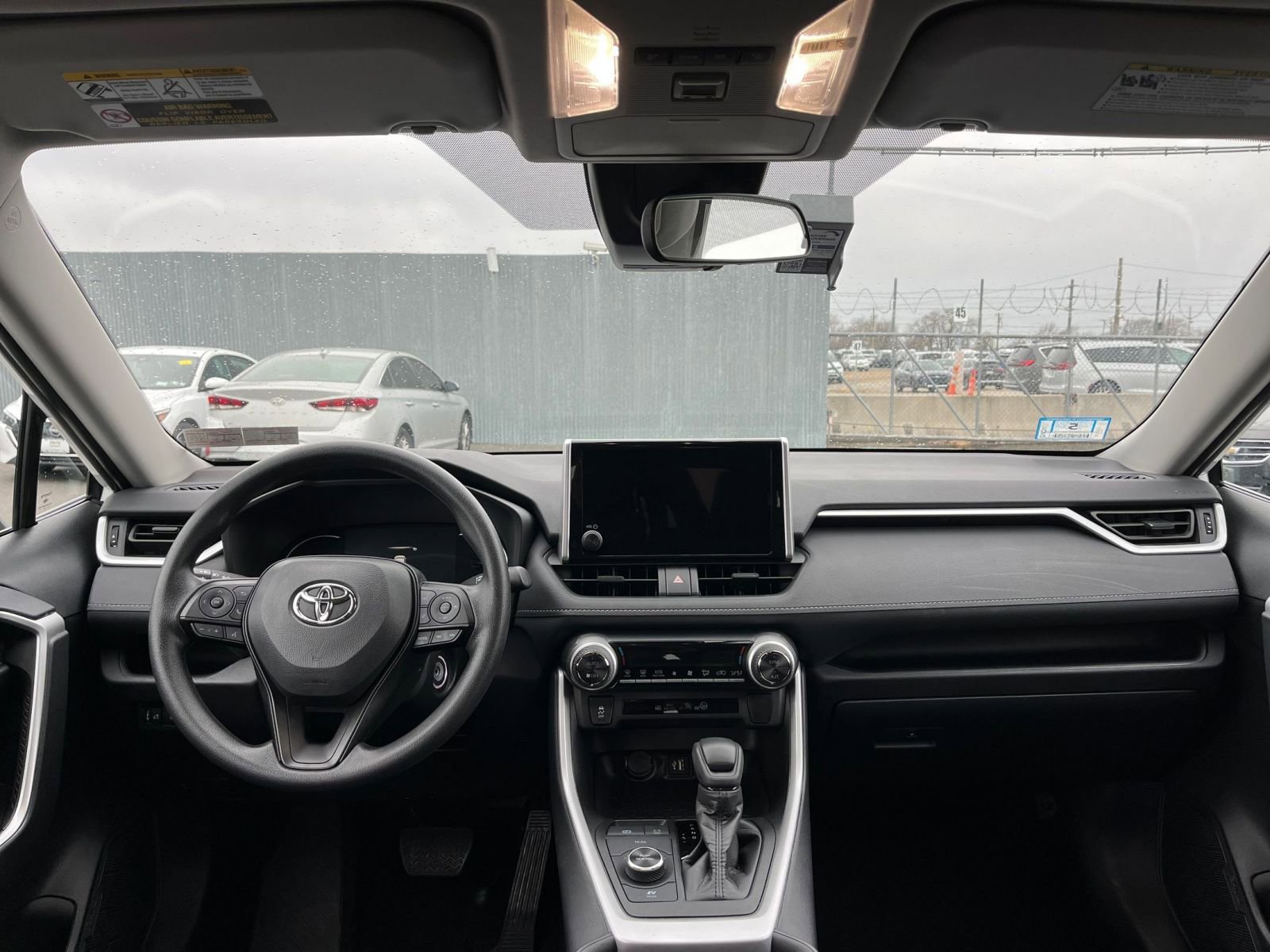 Used 2025 Toyota RAV4 LE image 32