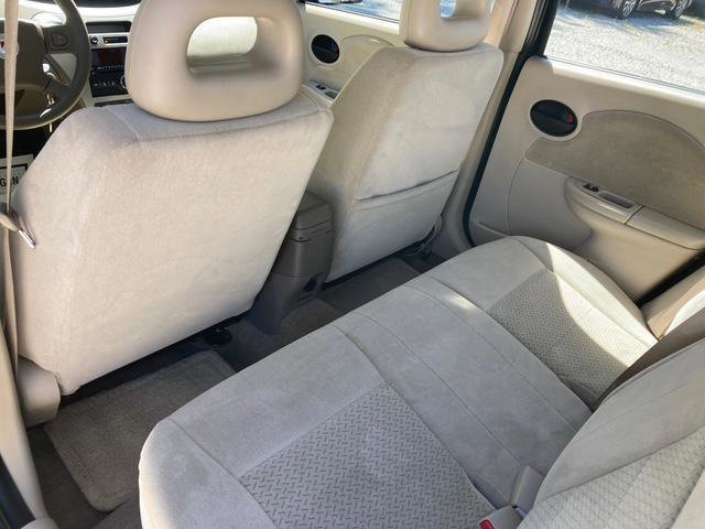 Used 2007 Saturn ION Level 3 w/ Travel Pkg FWD image 30