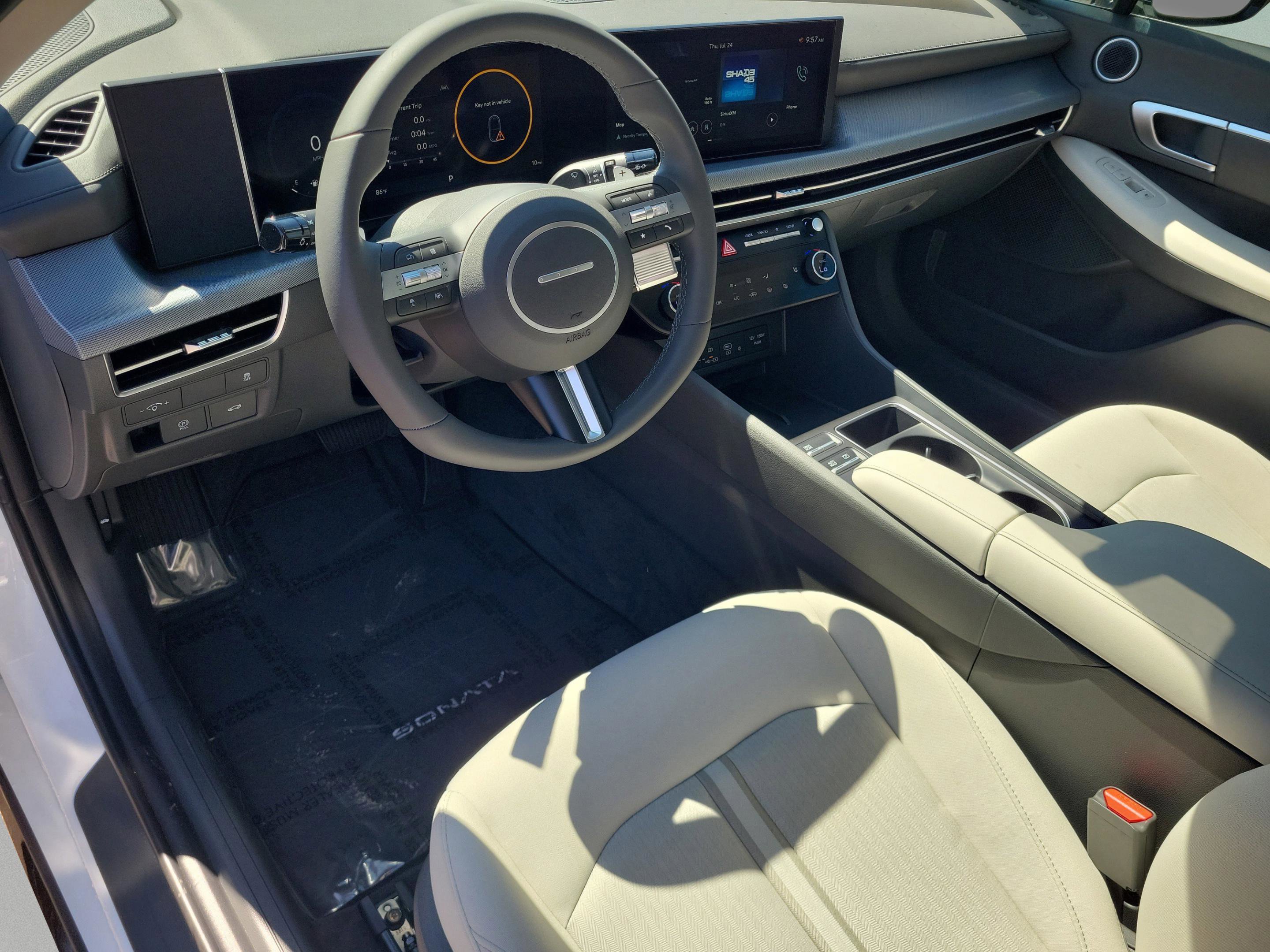 New 2025 Hyundai Sonata SEL image 15