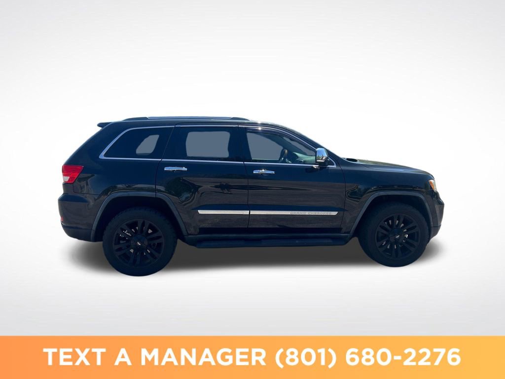 Used 2011 Jeep Grand Cherokee Overland AWD/4WD image 6