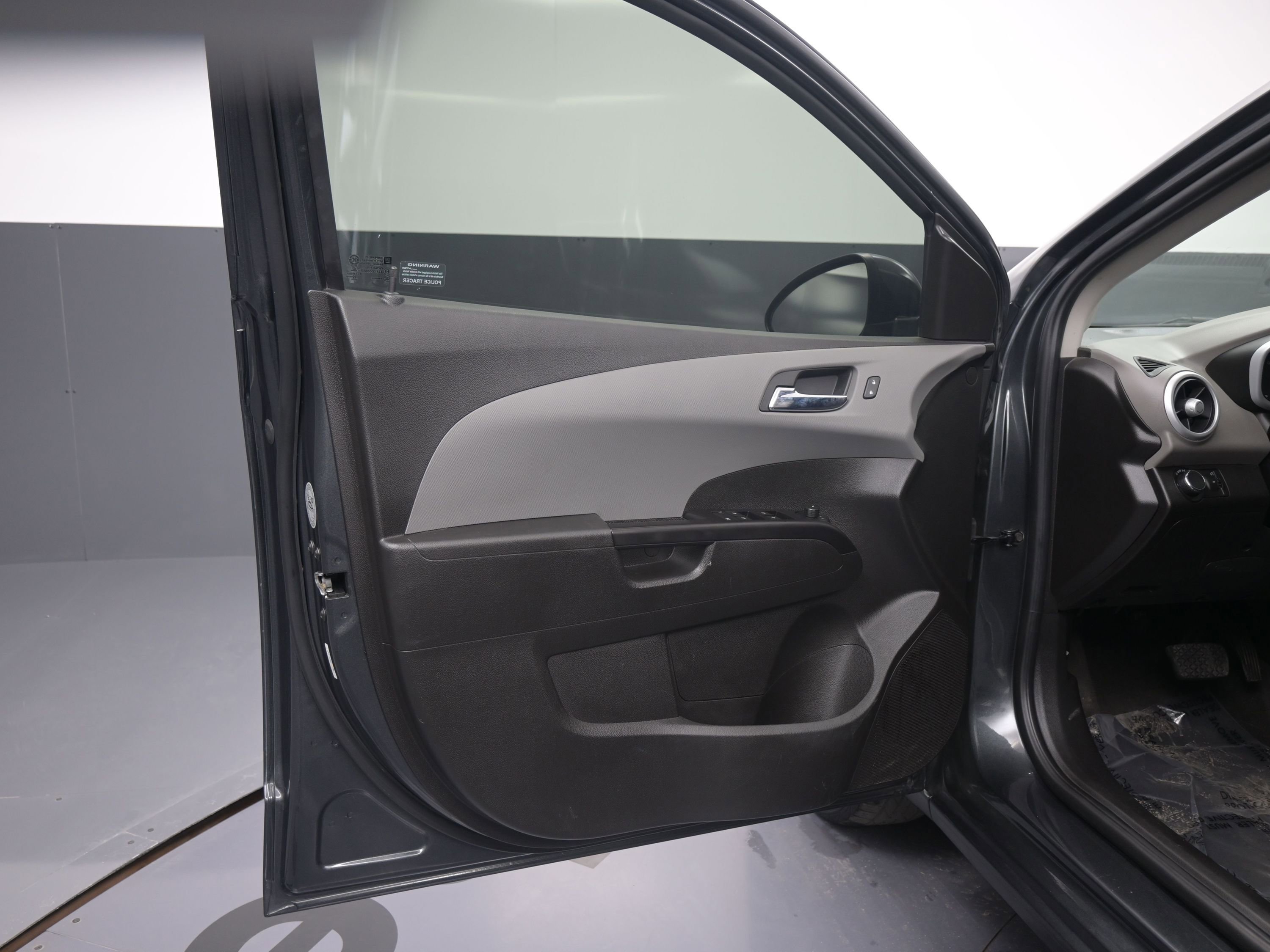 Used 2020 Chevrolet Sonic LT image 12