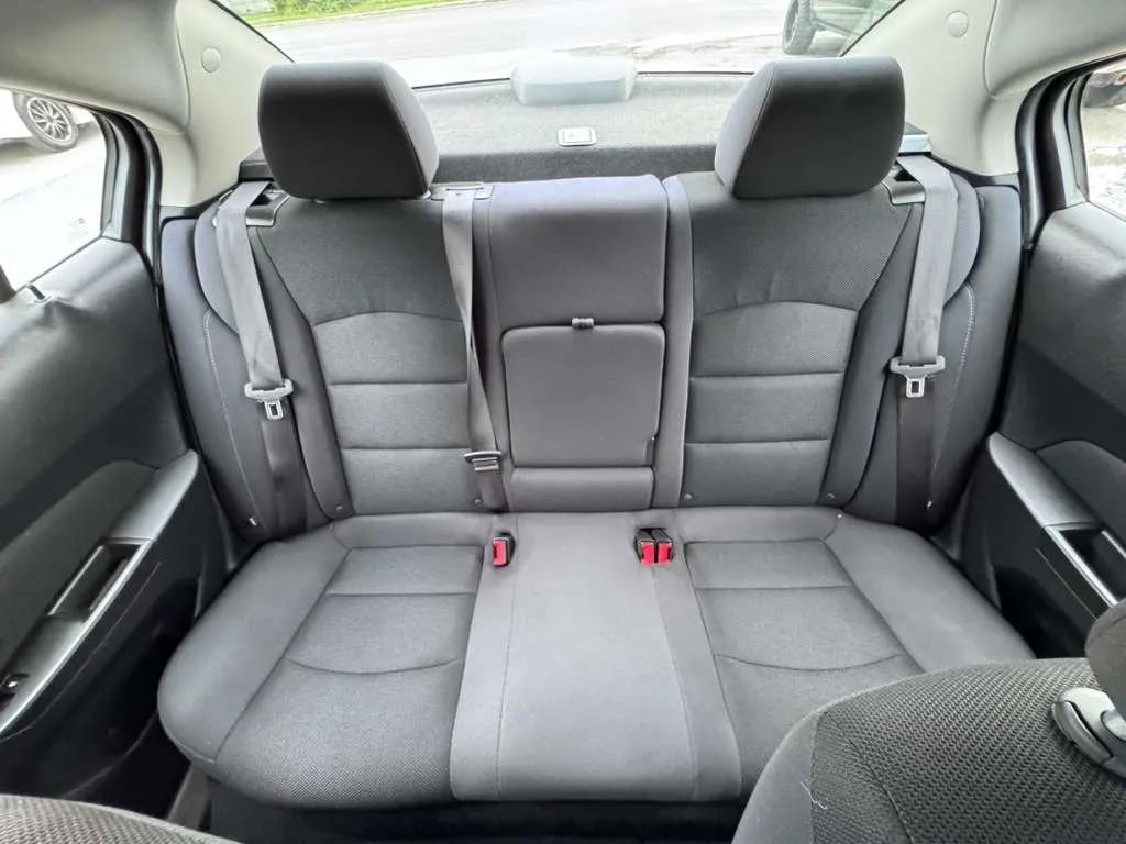 Used 2016 Chevrolet Cruze LT FWD image 12