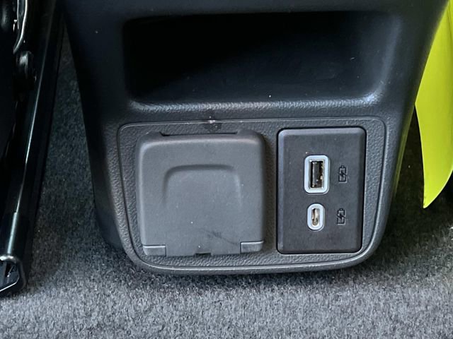 Used 2023 Chevrolet TrailBlazer RS w/ Sun and Liftgate Package FWD image 14