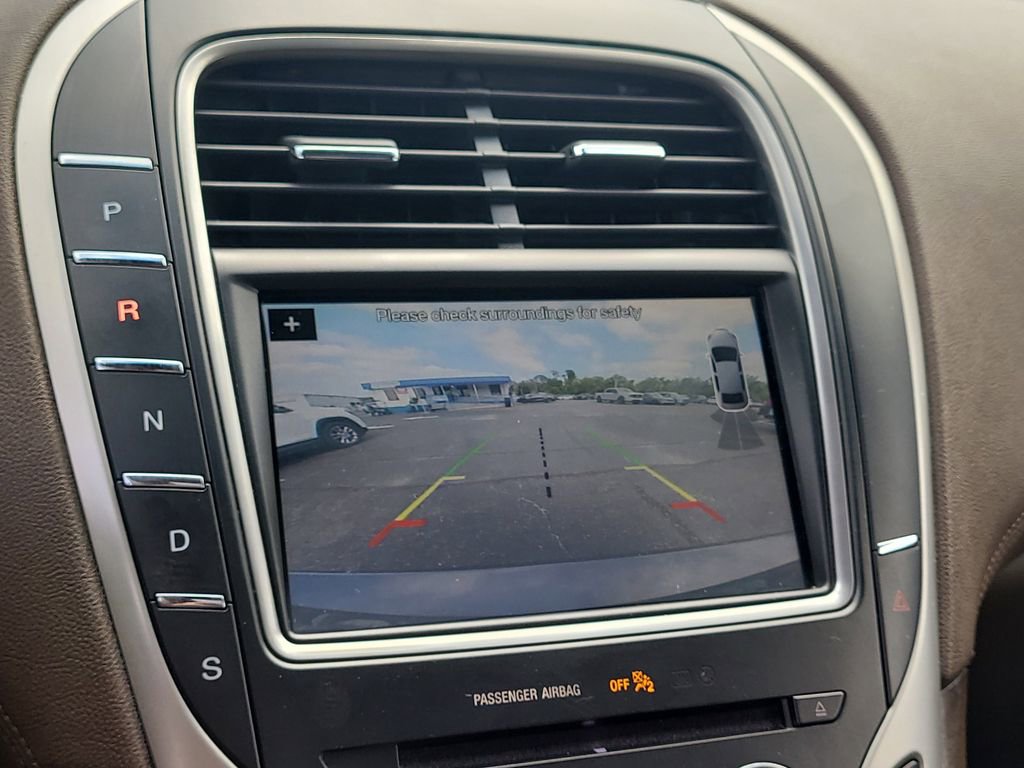 Used 2018 Lincoln MKX Reserve w/ Driver Assistance Package image 25