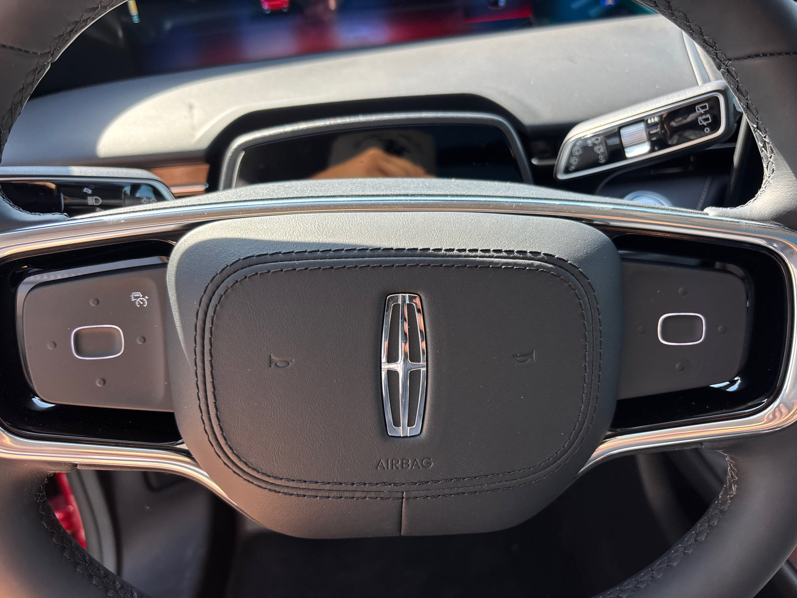 New 2026 Lincoln Nautilus Reserve AWD/4WD image 16
