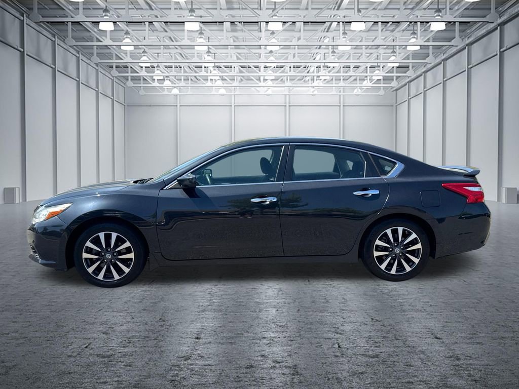 Used 2017 Nissan Altima 2.5 SV FWD image 4