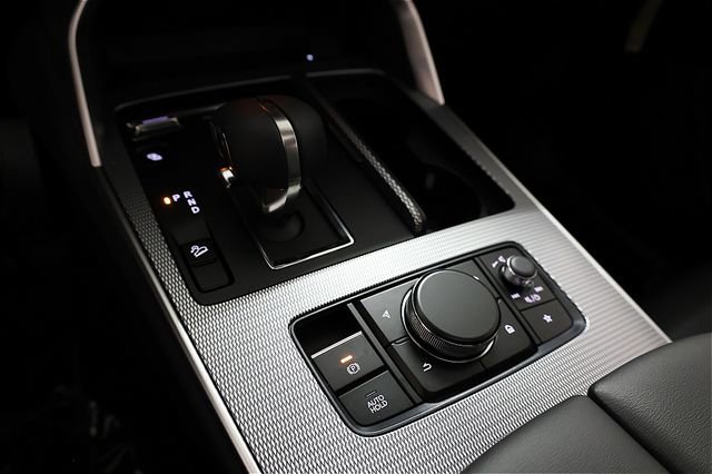 New 2026 MAZDA CX-90 Plug-In Hybrid w/ Preferred image 30