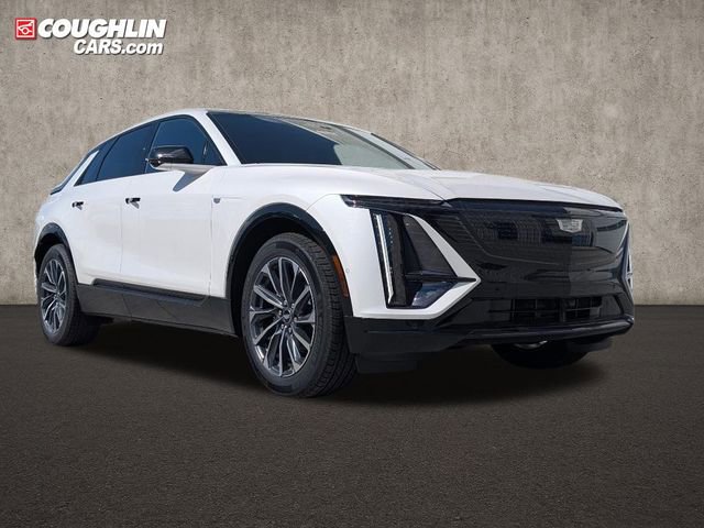 New 2025 Cadillac Lyriq Sport image 1