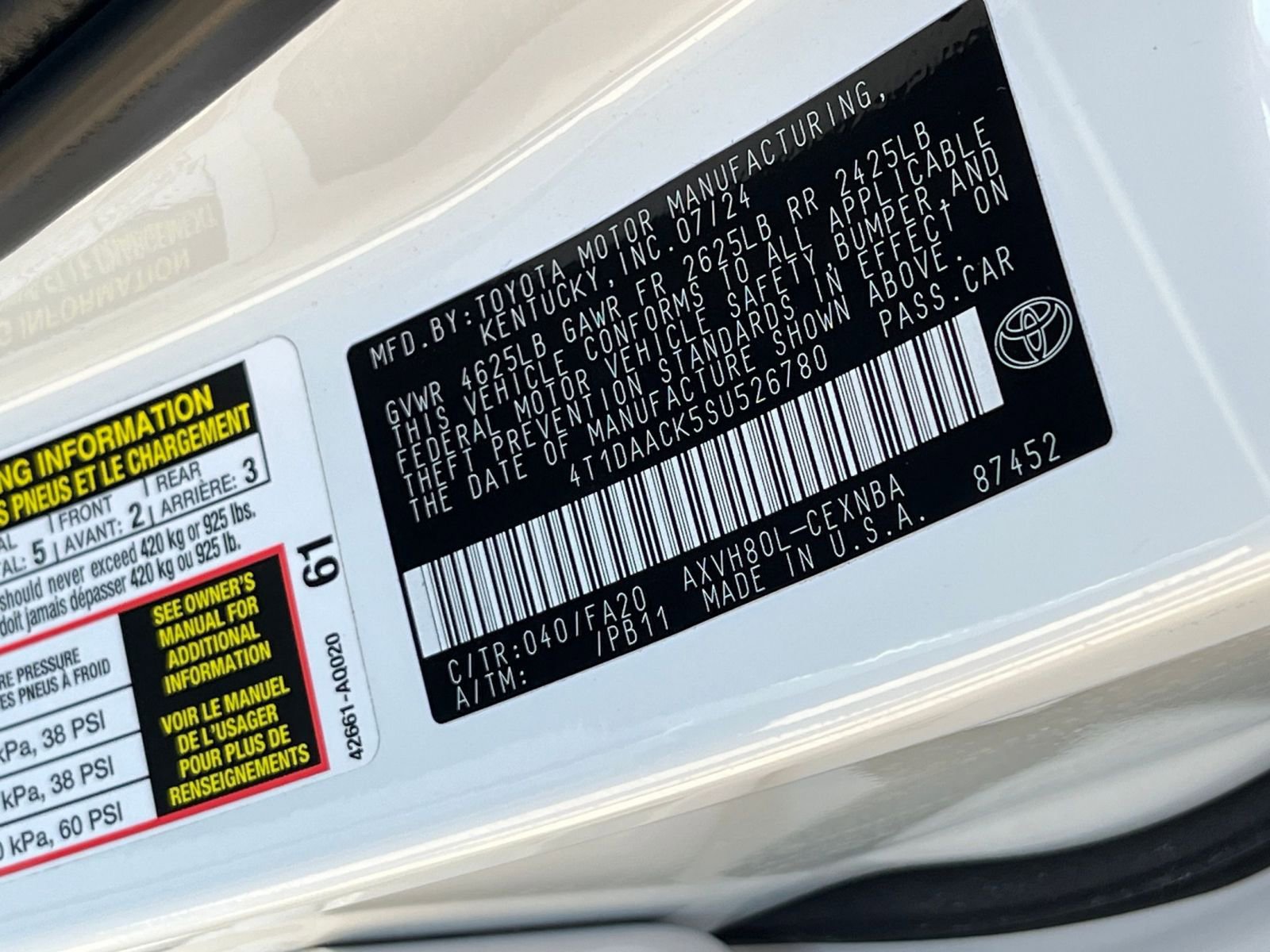 Used 2025 Toyota Camry LE image 35