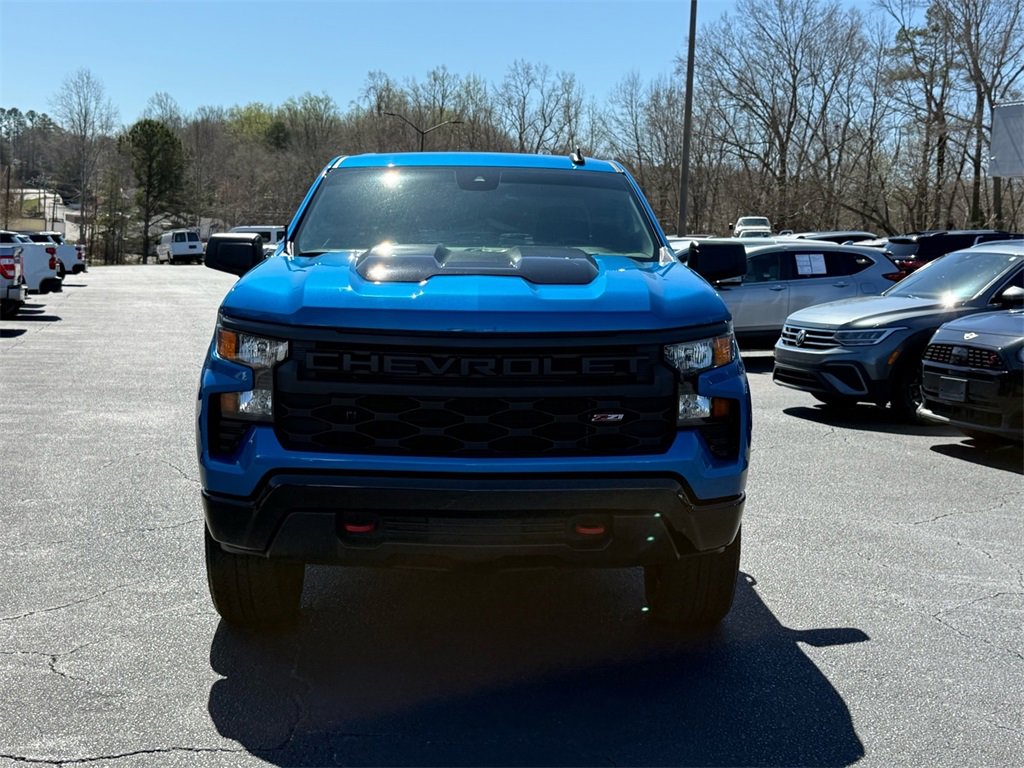Used 2024 Chevrolet Silverado 1500 Custom Trail Boss w/ LPO, Dark Essentials Package image 9