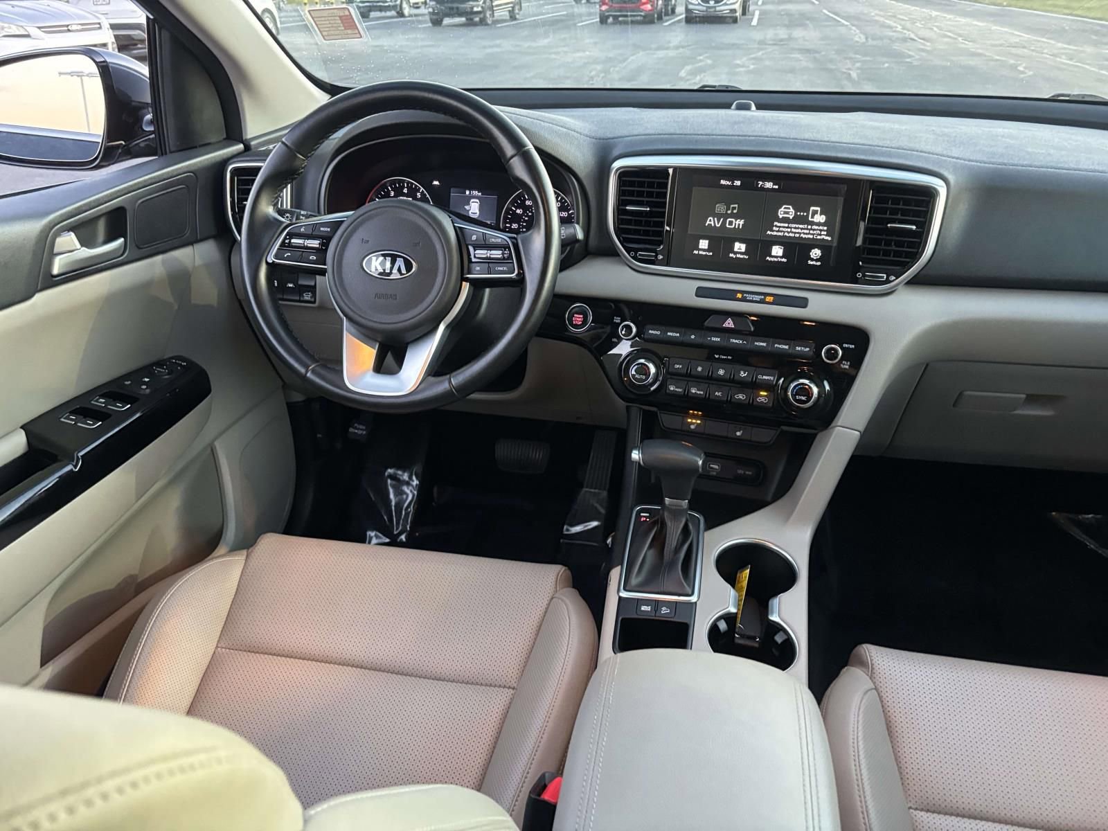 Used 2021 Kia Sportage EX image 31